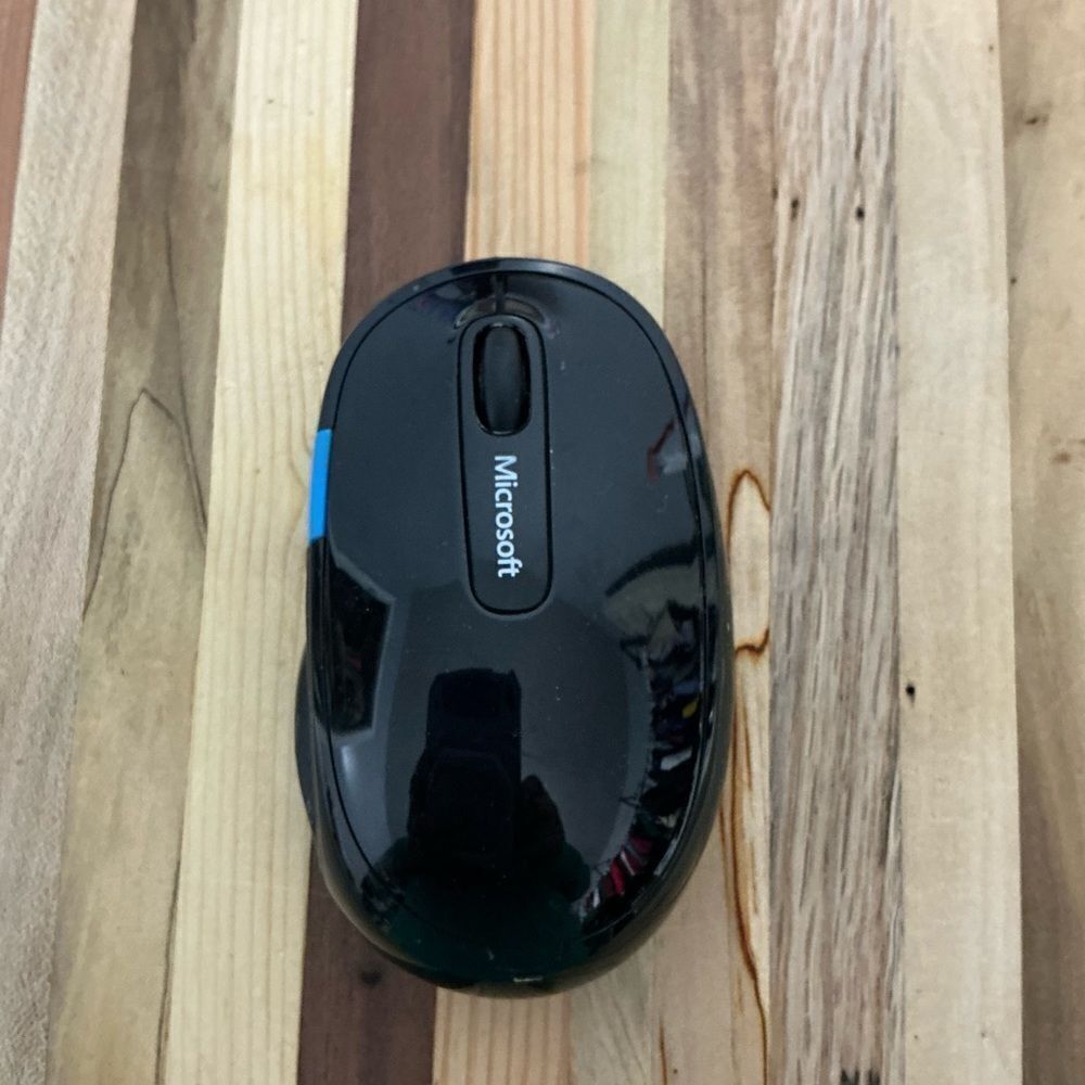 Microsoft Sculpt Comfort Bluetooth Mouse
